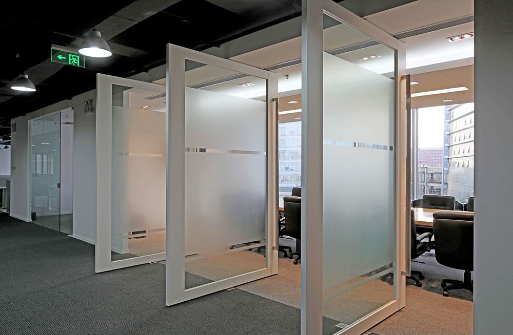 240平米辦公室裝修設(shè)計效果圖